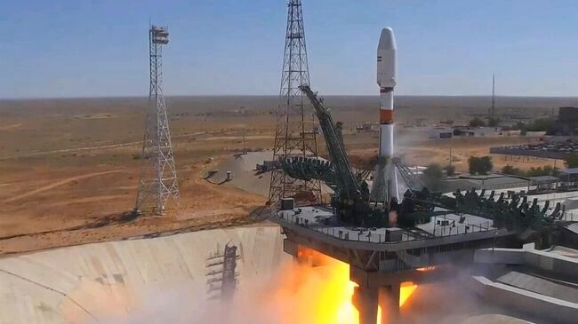 Пуск ракеты-носителя Союз-2.1б с разгонным блоком Фрегат с космодрома Байконур