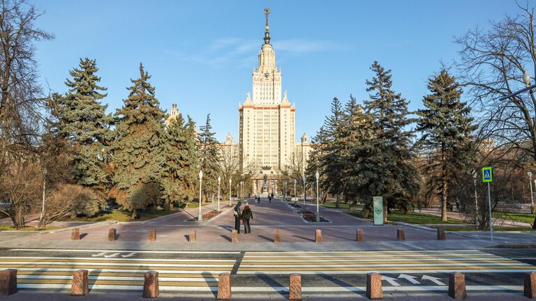 Территория вокруг МГУ Территория вокруг МГУ