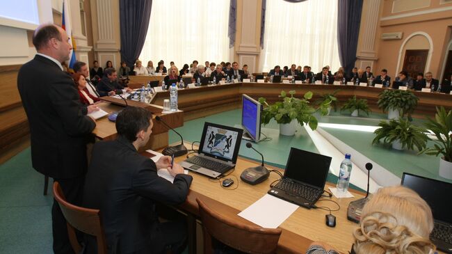 Сессия горсовета Новосибирска